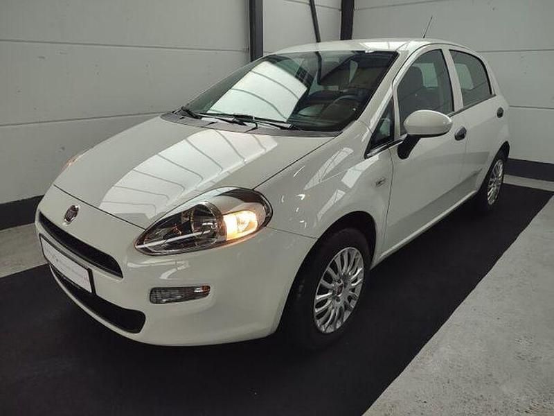 Gebraucht Fiat Punto Mystyle 69 PS (50 kW) 2017 Weiß Kleinwagen