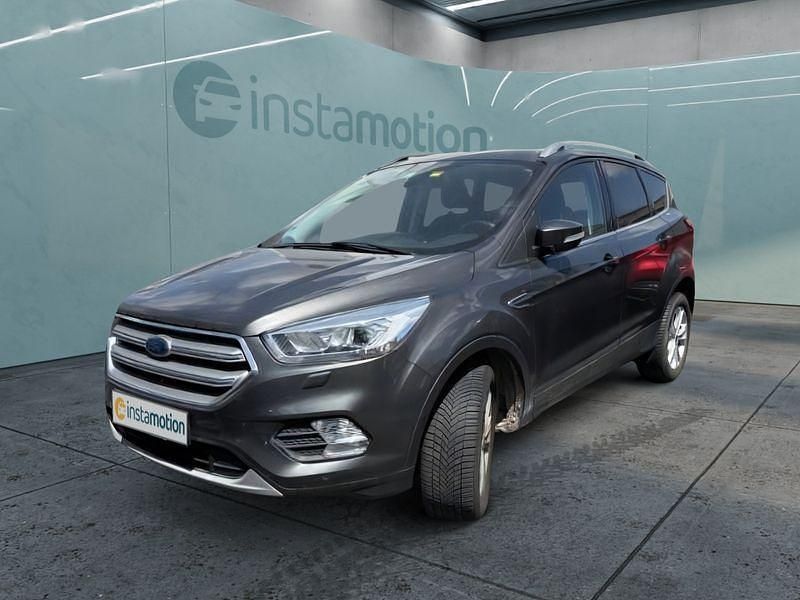 Grau Gebraucht 2019 Ford Kuga Titanium SUV | 17.099 € (Fairer Preis) - Bild 1/4