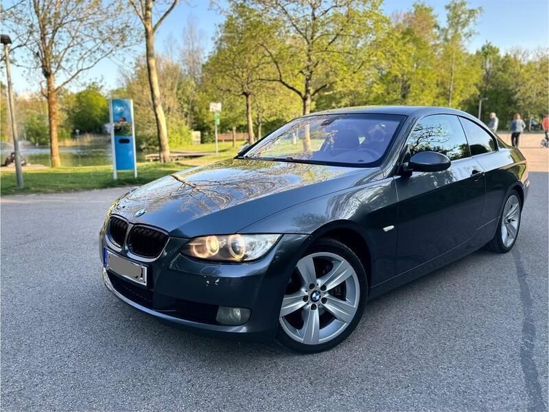 Grau Gebraucht 2007 BMW 330 Coupé | 7.800 € (Superpreis) - Bild 1/4