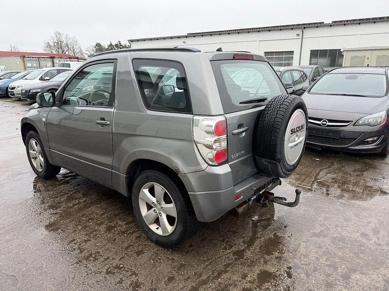 Gebraucht Suzuki Grand Vitara Club 129 PS (94 kW) 2008 Grau SUV