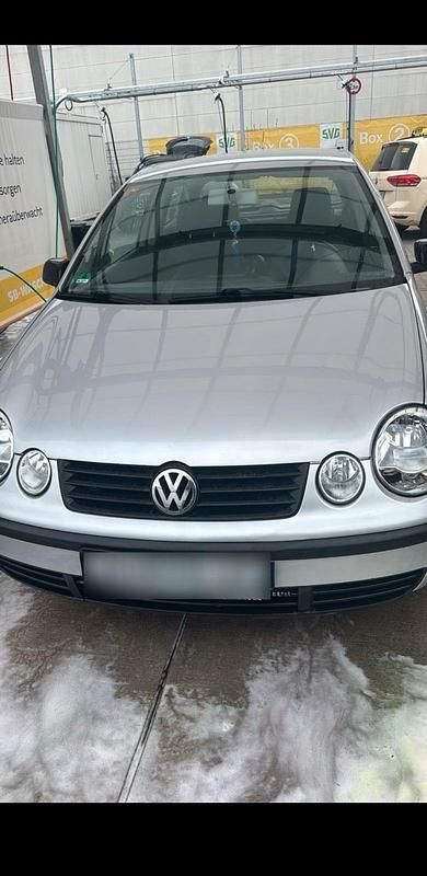 Gebraucht VW Polo 54 PS (39 kW) 2004 Silber Kleinwagen