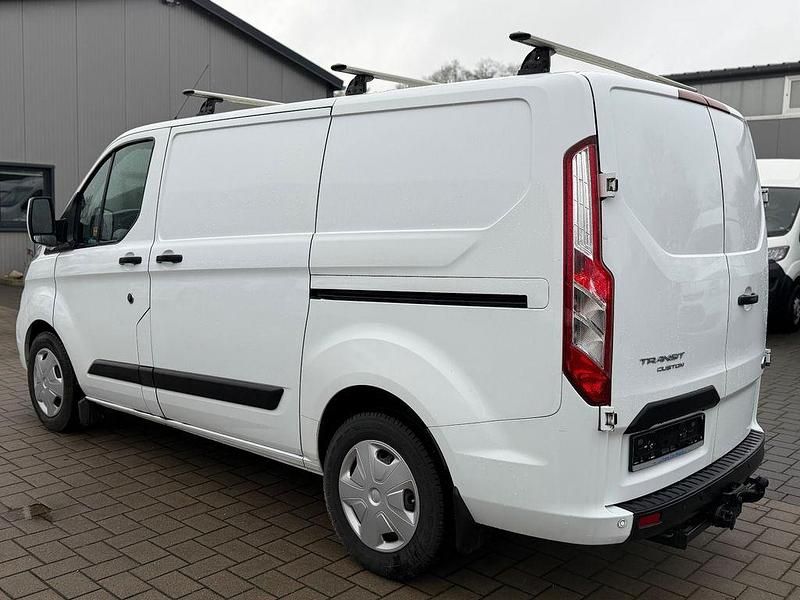 Gebraucht Ford Transit Custom 131 PS (96 kW) 2019 Weiß Van / Kleinbus