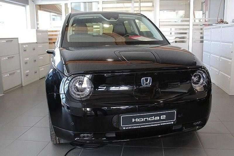 Gebraucht Honda e 100 kW (136 PS) 2022 Schwarz Kleinwagen