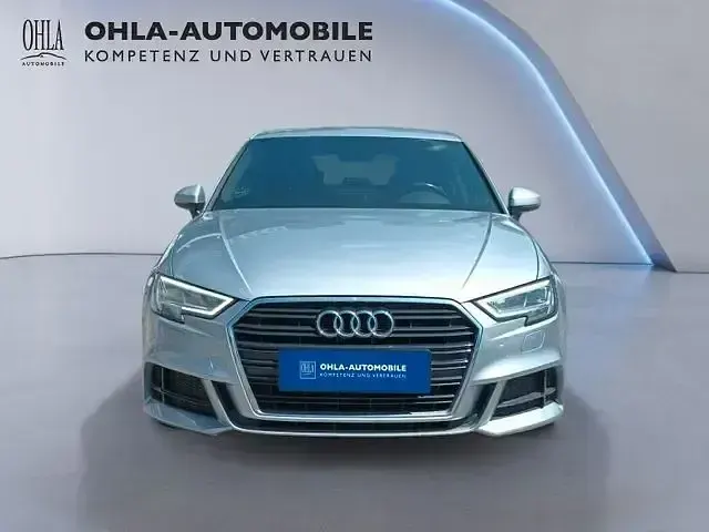 Gebraucht Audi A3 S-Line 220 PS (161 kW) 2019 Florettsilber metallic Limousine