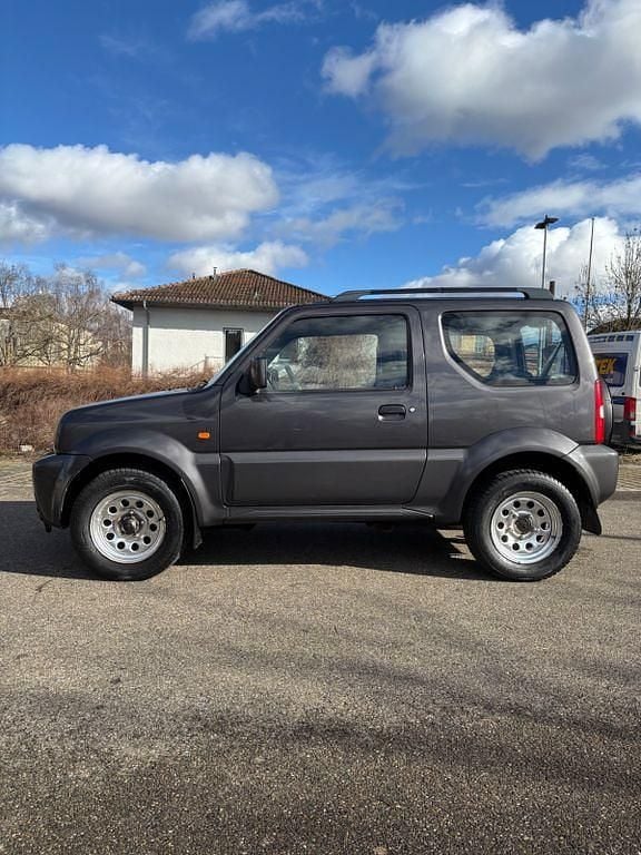 Gebraucht Suzuki Jimny 86 PS (63 kW) 2010 Grau SUV