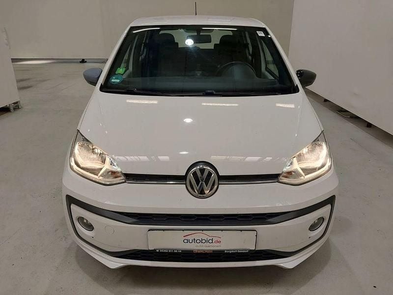 Weiß Gebraucht 2017 VW up! CLUB Kleinwagen | 6.990 € (Guter Preis) - Bild 1/4