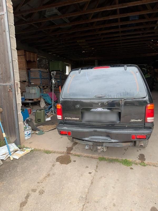 Gebraucht Ford Explorer 208 PS (152 kW) 2000 Schwarz SUV