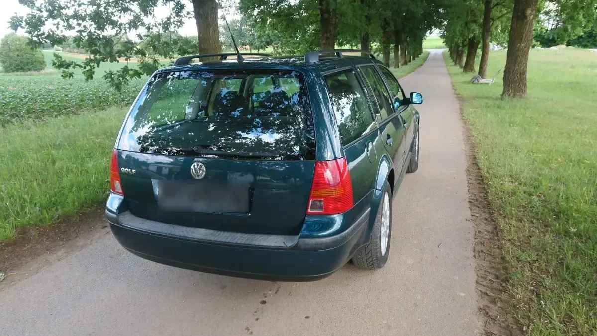 Gebraucht VW Golf IV 105 PS (77 kW) 2001 Grün Kombi