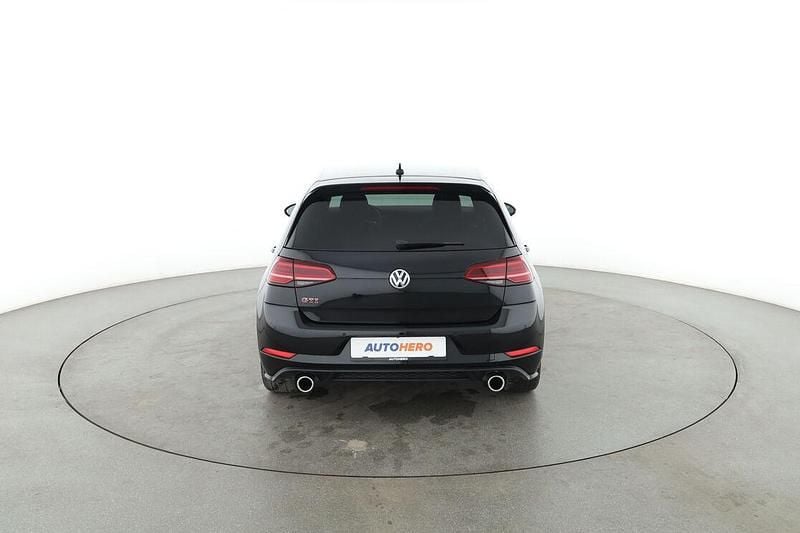Gebraucht VW Golf VII GTI 2019 Schwarz Limousine