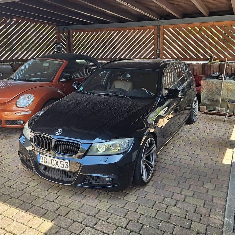 Gebraucht BMW 330 Sport Line 340 PS (250 kW) 2011 Schwarz Kombi