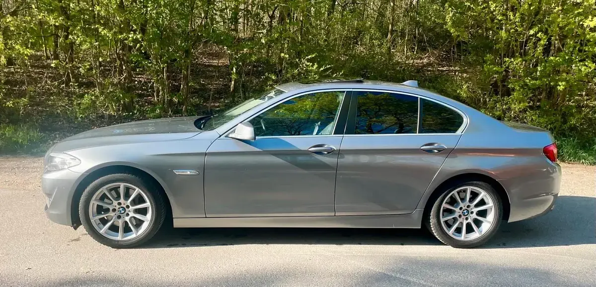 Gebraucht BMW 525 204 PS (150 kW) 2010 Grau Limousine