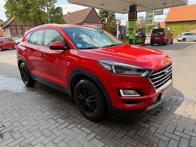 Rot Gebraucht 2020 Hyundai Tucson Trend SUV | 17.400 € (Guter Preis) - Bild 1/4