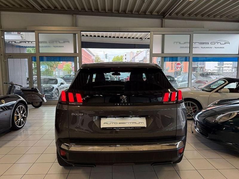 Gebraucht Peugeot 3008 Allure 131 PS (96 kW) 2023 Gris platinium SUV