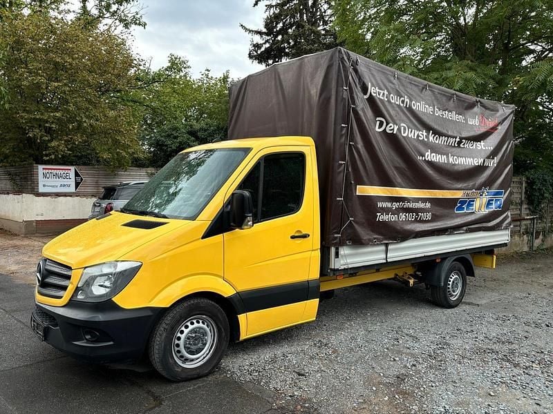 Gelb Gebraucht 2017 Mercedes Sprinter Van | 14.999 € - Bild 1/4