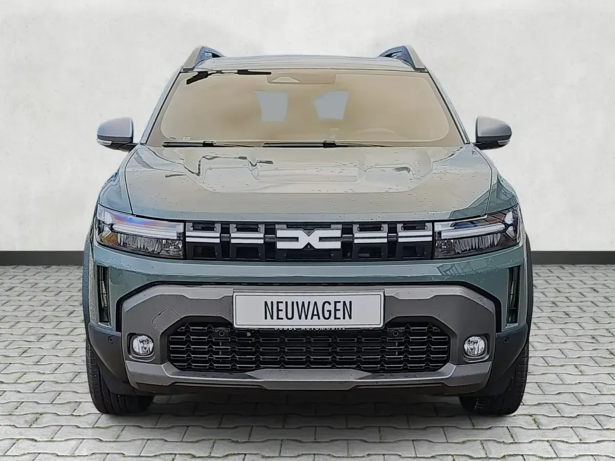 Neu Dacia Duster Journey 131 PS (96 kW) 2025 Zedergrün