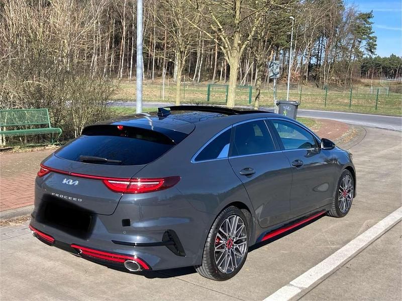 Gebraucht Kia ProCeed GT 204 PS (150 kW) 2023 Grau Kombi