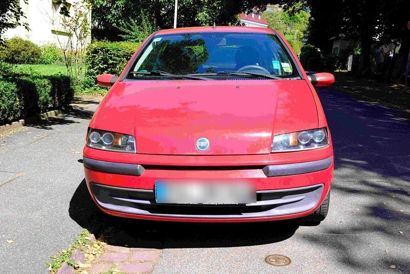 Rot Gebraucht 2003 Fiat Punto Kleinwagen | 600 € (Guter Preis) - Bild 1/4