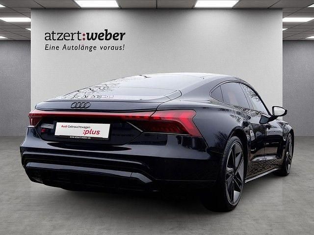 Gebraucht Audi e-tron GT quattro Ambiente 439 kW (598 PS) 2022 Mythosschwarz metallic Limousine