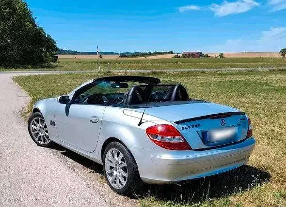 Gebraucht Mercedes SLK200 163 PS (119 kW) 2005 Silber Cabrio