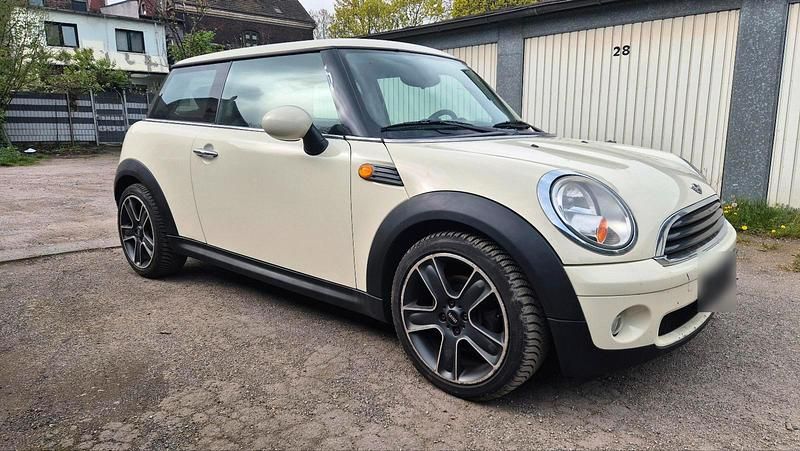 Usata Mini Cooper 75 CV (55 kW) 2010 Beige Utilitaria