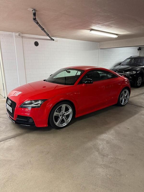 Gebraucht Audi TT Competition 211 PS (155 kW) 2012 Rot Coupé