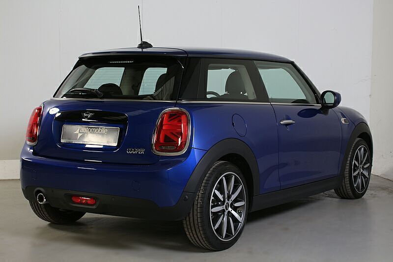 Gebraucht Mini Cooper Pepper 136 PS (100 kW) 2021 Blau Kleinwagen