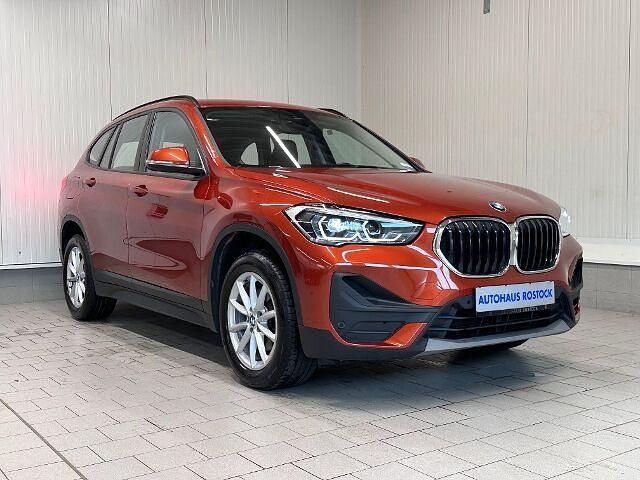 Gebraucht BMW X1 Advantage 140 PS (102 kW) 2019 Sunset orange metallic (metallic) SUV