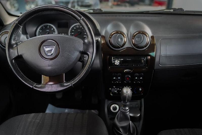 Second-hand Dacia Duster 105 CP (77 kW) 2010 Alb SUV