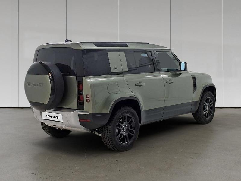 Gebraucht Land Rover Defender S 202 PS (148 kW) 2023 Pangea green SUV