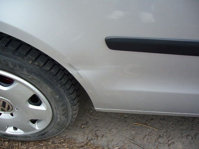 Silber metallic Gebraucht 2002 VW Polo Limousine | 20.300 € - Bild 1/2