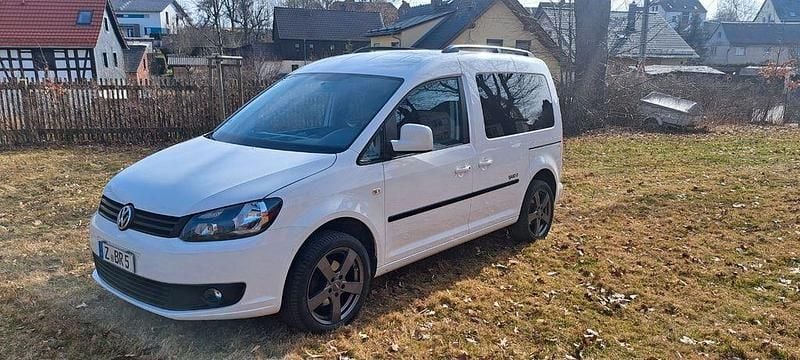 Gebraucht VW Caddy 102 PS (75 kW) 2013 Weiß Van / Kleinbus
