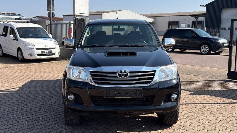 Gebraucht Toyota HiLux 171 PS (125 kW) 2016 Schwarz Pickup