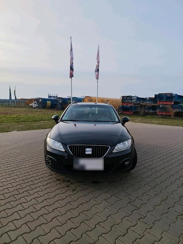 Gebraucht Seat Exeo Reference 143 PS (105 kW) 2011 Schwarz Kombi