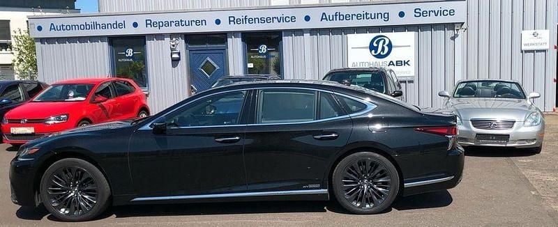 Schwarz Gebraucht 2018 Lexus LS500h E-FOUR Limousine | 57.000 € - Bild 1/4