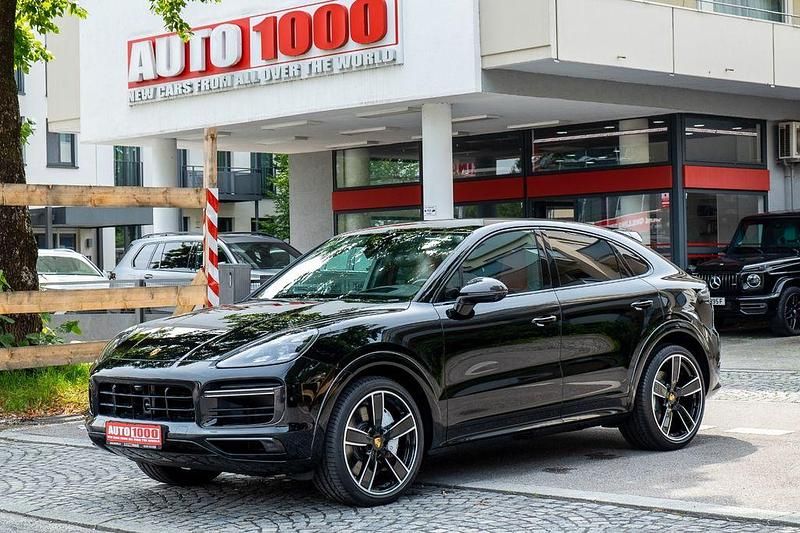 Schwarz Neu 2024 Porsche Cayenne Turbo SUV | 166.588 € - Bild 1/4