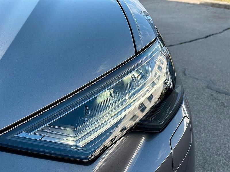 Gebraucht Audi A6 Sport 245 PS (180 kW) 2019 Grau Kombi