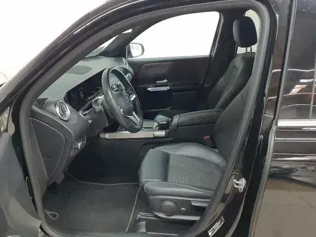 Gebraucht Mercedes GLB220 Progressive 190 PS (139 kW) 2022 Nachtschwarz SUV