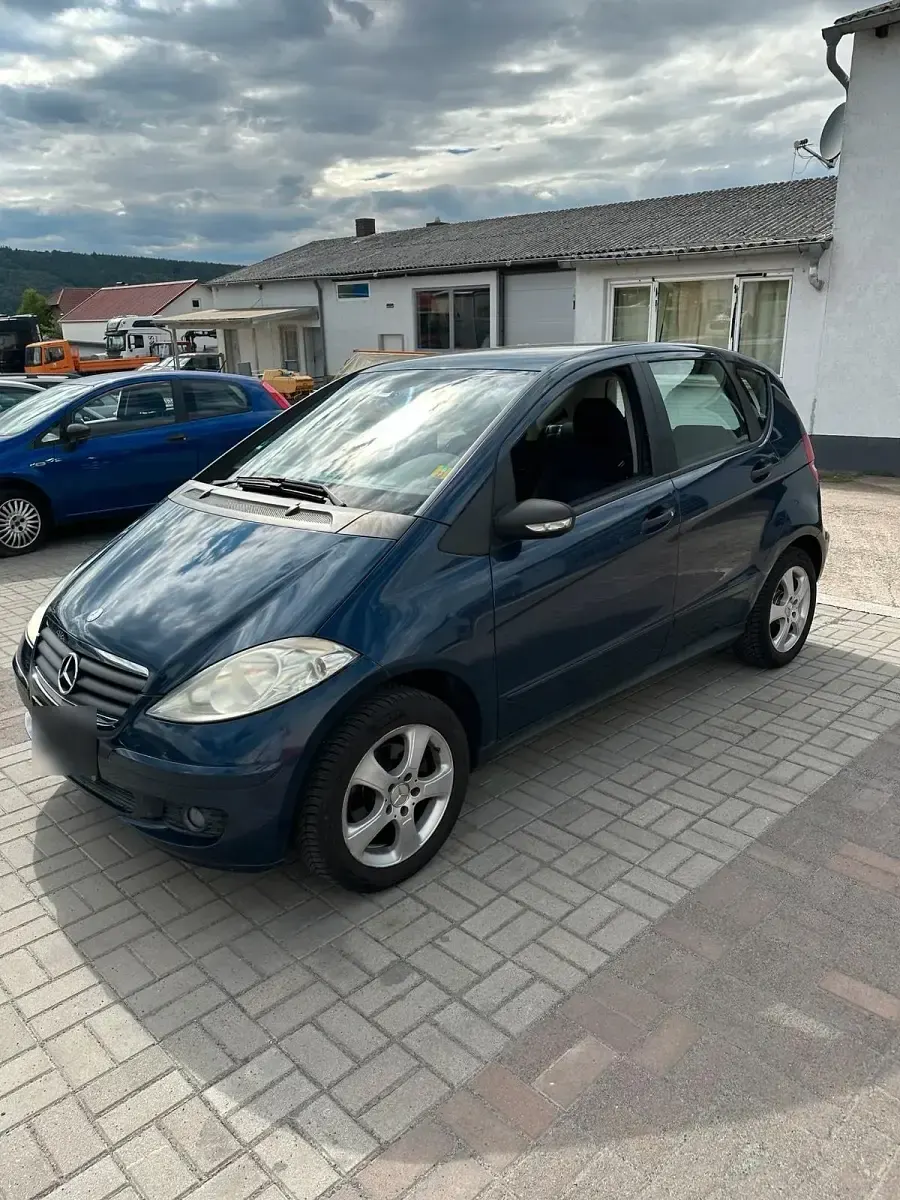 Gebraucht Mercedes A150 95 PS (69 kW) 2005 Blau Kleinwagen