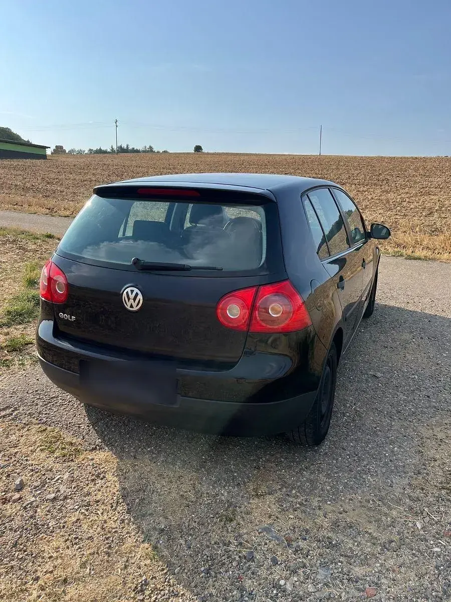 Gebraucht VW Golf IV 75 PS (55 kW) 2004 Schwarz Limousine