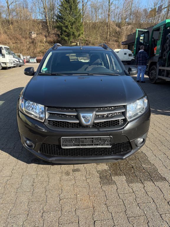 Schwarz Gebraucht 2015 Dacia Logan MCV Lauréate Kombi | 3.980 € - Bild 1/4