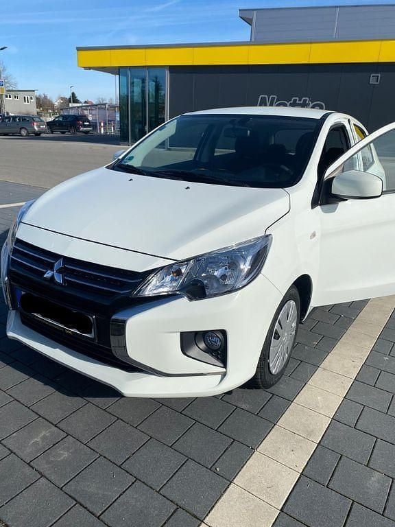 Weiß Gebraucht 2024 Mitsubishi Space Star Select Kleinwagen | 10.700 € (Guter Preis) - Bild 1/4