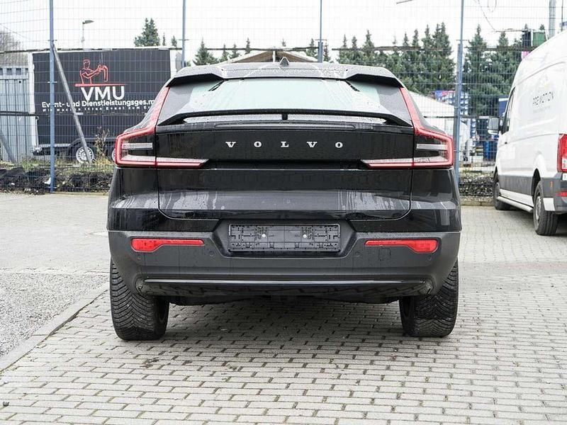 Gebraucht Volvo C40 Core 169 kW (231 PS) 2022 Schwarz SUV