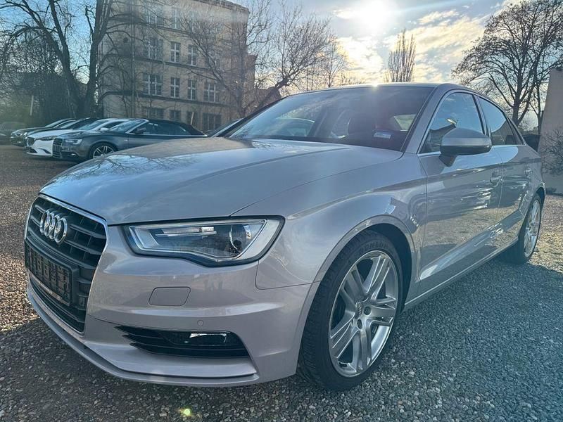 Gebraucht Audi A3 Ambition 125 PS (91 kW) 2013 Grau Limousine