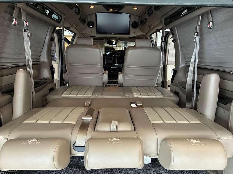 Gebraucht GMC Savana 314 PS (230 kW) 2014 Schwarz Van / Kleinbus