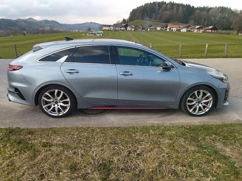 Gebraucht Kia ProCeed GT 204 PS (150 kW) 2019 Silber Kombi