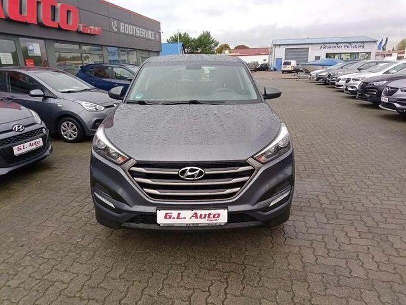 Gebraucht Hyundai Tucson GO! 177 PS (130 kW) 2017 Grau SUV