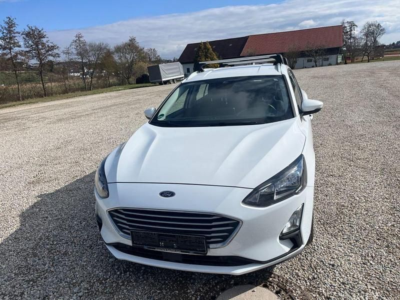 Second-hand Ford Focus Cool & Connect 95 CP (69 kW) 2020 Alb Berlinǎ
