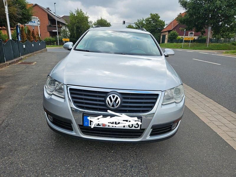 Silber Gebraucht 2008 VW Passat Trendline Kombi | 3.500 € (Fairer Preis) - Bild 1/4