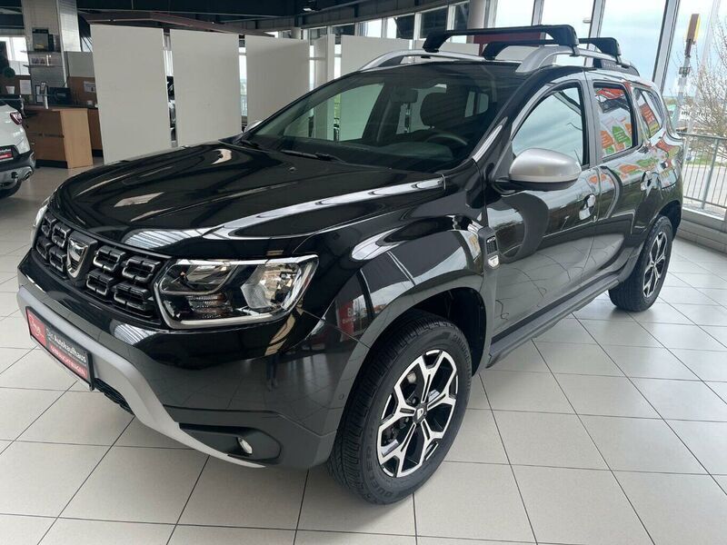 Schwarz Gebraucht 2020 Dacia Duster Anniversary SUV | 17.690 € (Fairer Preis) - Bild 1/4