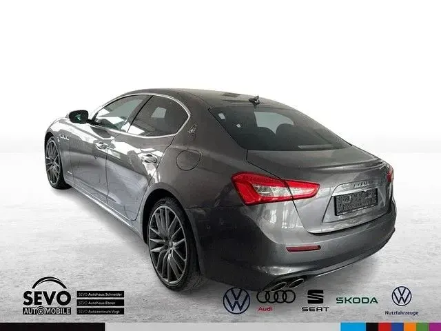 Gebraucht Maserati Ghibli GranLusso 349 PS (256 kW) 2018 Grau Limousine